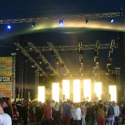 Groove in The Moo Stage LED Screen Video Wall