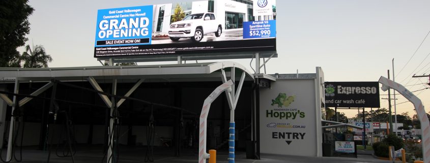 Hoppys Car Wash Digital Billboard Outdoor LED Advertising